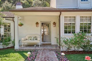 1827 N  Beverly Dr, Beverly Hills, CA 90210
