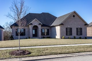 17314 Shakes Creek Dr, Fisherville, KY 40023
