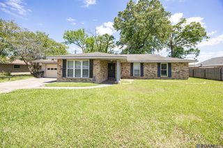 1233 Ashbourne Dr, Baton Rouge, LA 70815
