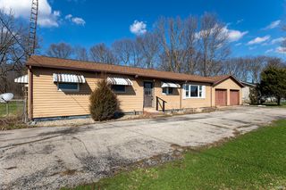 7240 E  State Route 8 Rd, Knox, IN 46534
