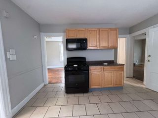 271 Howard Ave #2, New Haven, CT 06519
