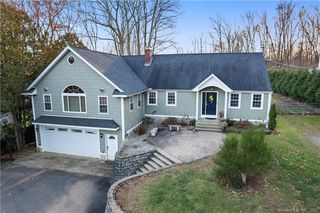 25 Woodland Hts, Middlefield, CT 06455