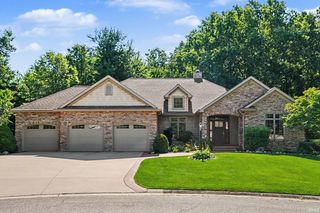 30144 Copperwoods Dr, Granger, IN 46530