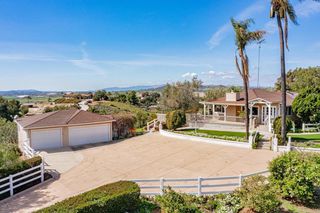 3198 Blackwell Dr, Vista, CA 92084
