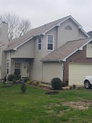 105 Hunters Chase Dr, Smyrna, TN 37167