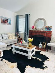 4050 Kennedy Ct, Chino, CA 91710