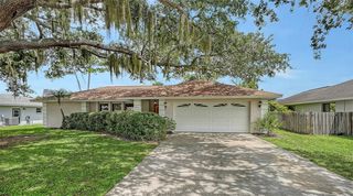 4736 Charing Cross Rd, Sarasota, FL 34241