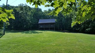 28 Long Branch Rd, Middleburg, KY 42541