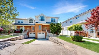 1310 E  70th St, Brooklyn, NY 11234