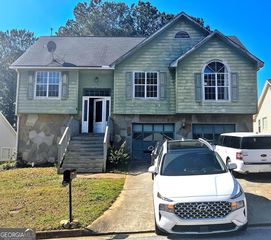 7667 N  Briar Ridge Ct, Riverdale, GA 30296