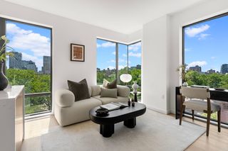 125 Chrystie St #702, New York, NY 10002