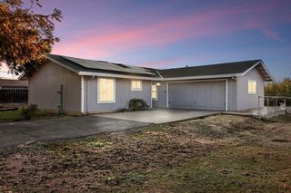 7851 Walnut Ave, Winton, CA 95388
