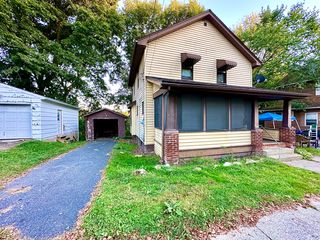 720 Neshannock Blvd, New Castle, PA 16101