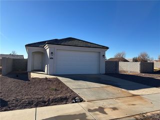 3288 E Farm Crest Avenue, Kingman, AZ 86409
