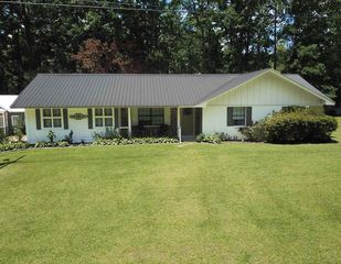 213 Old Marietta Rd, Booneville, MS 38829