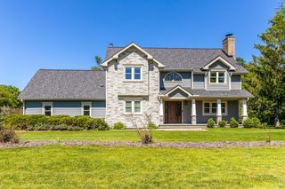 23617 N  Kingston Row, Prairie View, IL 60069