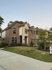 120 Wake Valley Ct, Conroe, TX 77304