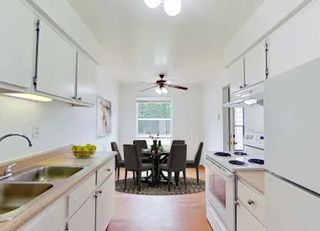 11284 Grand Oak Dr #621-14, Grand Blanc, MI 48439