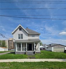 15 Beaver Ave, Niles, OH 44446