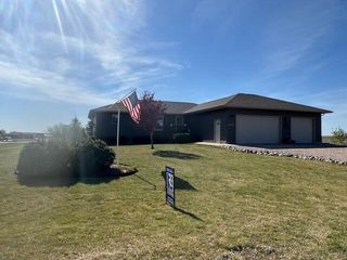 20163 Blackbird Rd, Pierre, SD 57501