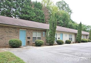 1103 3rd Ave SW, Hickory, NC 28602