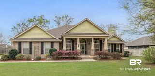 704 Edinburgh Ave, Foley, AL 36535
