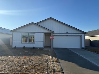 11308 Nottingham Dr, Pasco, WA 99301