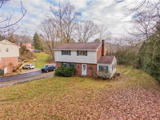 609 Westland Dr, Gibsonia, PA 15044