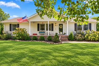106 Fieldstone Dr, Pulaski, TN 38478