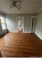 12 Aetna St #6, Naugatuck, CT 06770