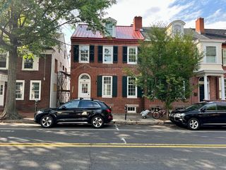 241 Radcliffe St #1, Bristol, PA 19007