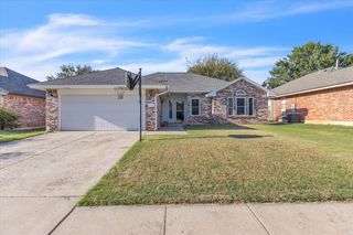 617 W  Golden Eagle Dr, Norman, OK 73072