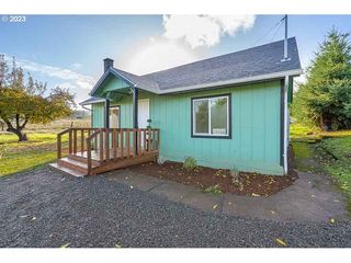 15686 Quall Rd NE, Silverton, OR 97381