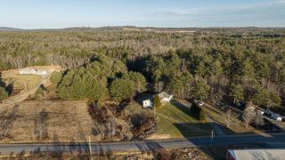 79 Sumner Road, Leeds, ME 04263