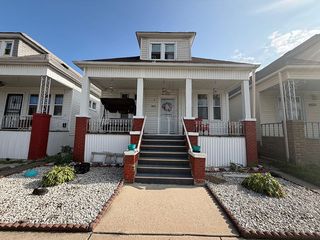 3870 Sobieski St, Hamtramck, MI 48212