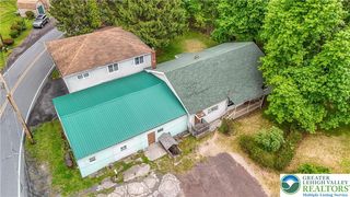 38 N  8th St, Mahanoy City, PA 17948
