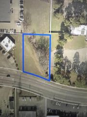 Yale Rd, Memphis, TN 38128