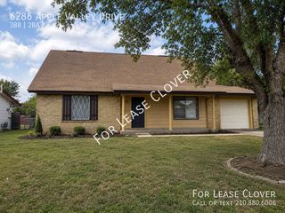 6286 Apple Valley Dr, San Antonio, TX 78242