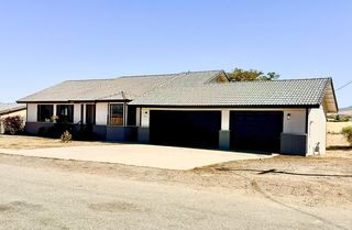 20220 Mesa Dr, Tehachapi, CA 93561