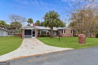 3407 Trout St, Brunswick, GA 31520