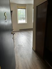 42 Rochester St #5, Bergen, NY 14416