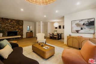 6251 Coldwater Canyon Ave #206, North Hollywood, CA 91606