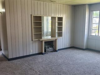 433 Dunreath Dr NE, Cedar Rapids, IA 52402