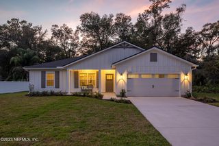 12870 LONGVIEW Drive E, Jacksonville, FL 32223
