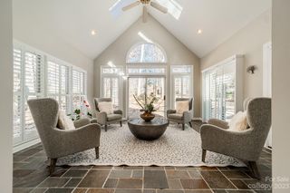 10210 Whitethorn Dr, Charlotte, NC 28277