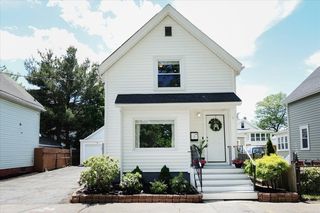 18 Miller Pl, Lynn, MA 01904