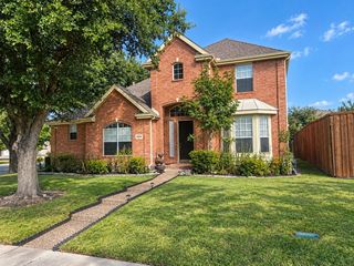 10316 Donley Dr, Irving, TX 75063