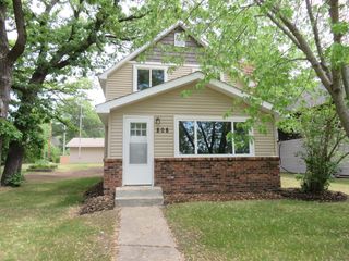 808 1st Ave NE, Sartell, MN 56377