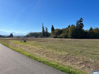 Van Dyken Dr #2, Sequim, WA 98382
