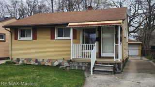8267 Oak St, Taylor, MI 48180